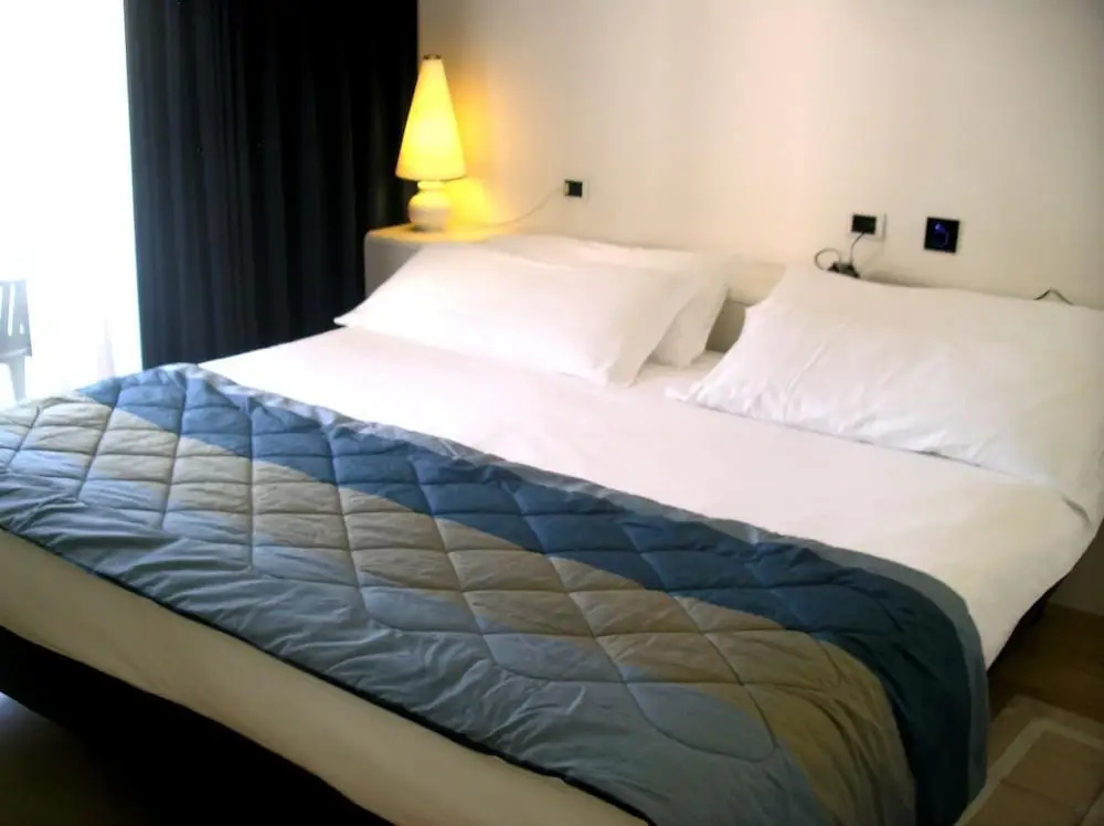 Standard Triple room with balcony