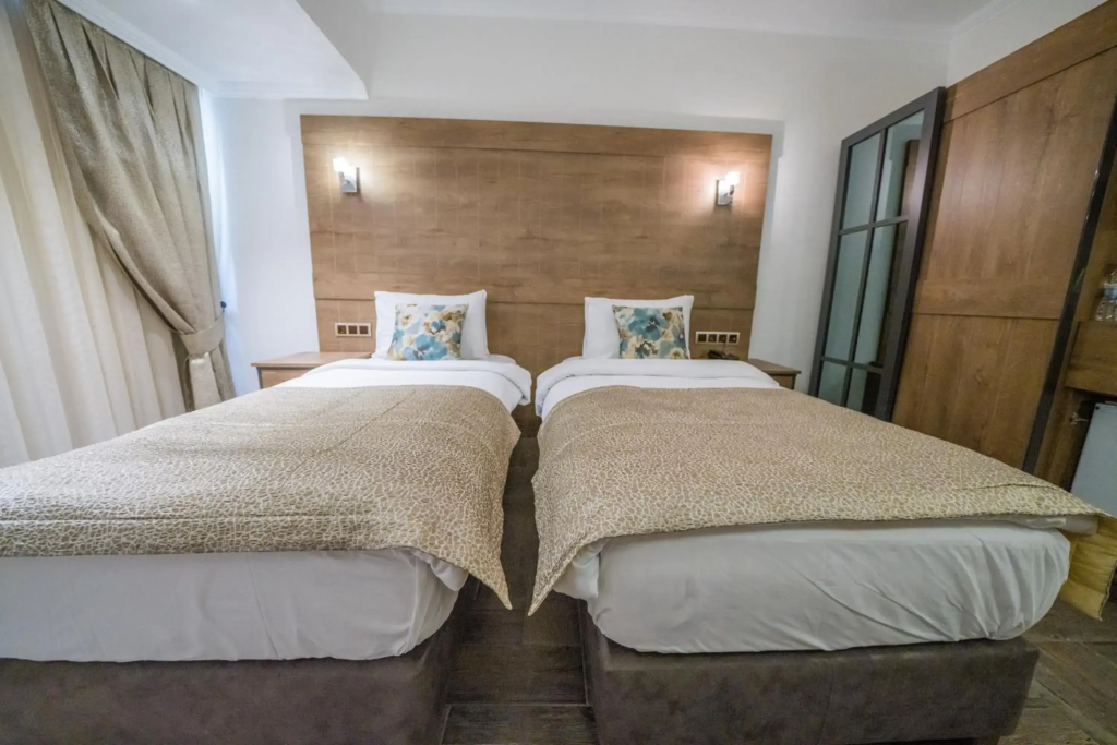 Aurasia Beach Hotel — фото 4