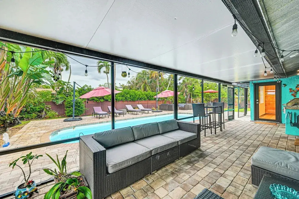 4 Mi to Beach: Pet-friendly Home in Naples!