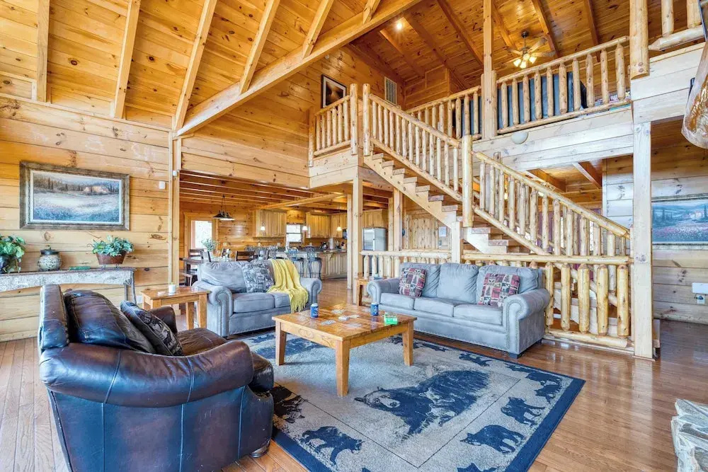 Luxury Cabin w/ Elevator, Theater & Hot Tub Near Dollywood Smoky Vista Lodge