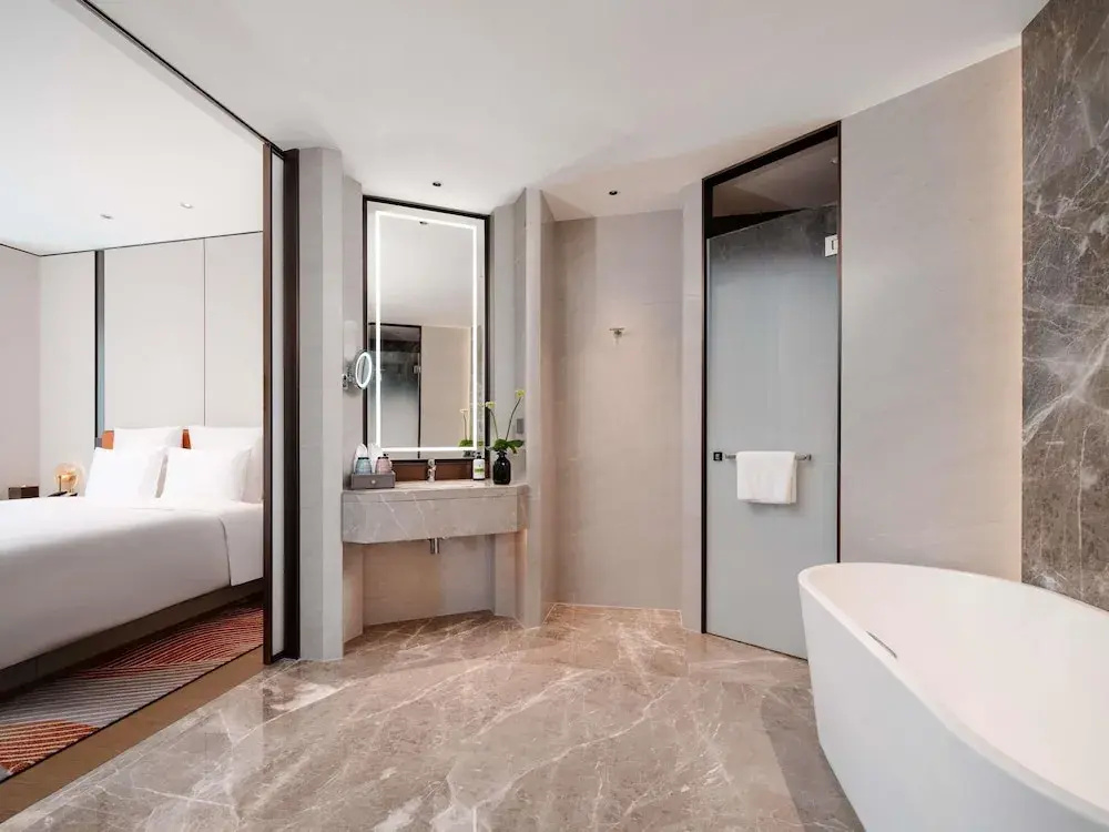 Executive Double Suite (full double bed)