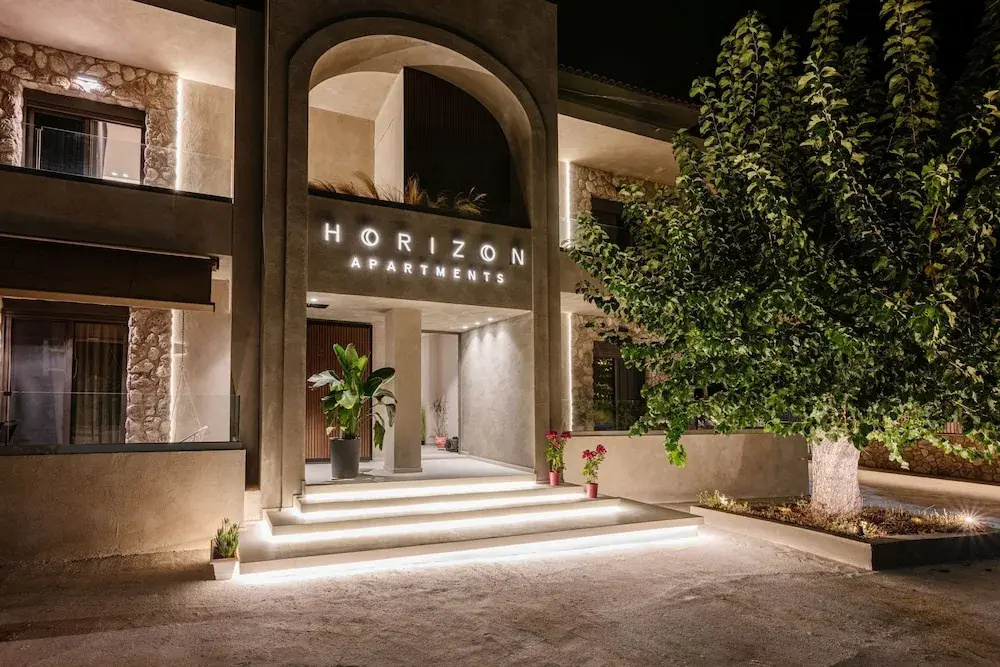 Horizon Apartments - Beachfront Luxury