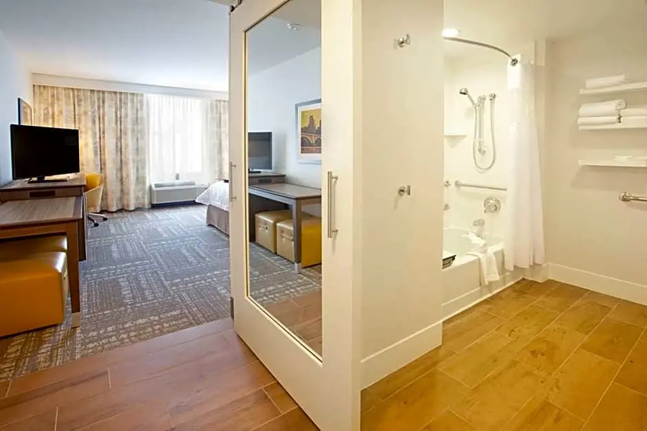 Hampton Inn & Suites Minneapolis / Downtown - Chambres