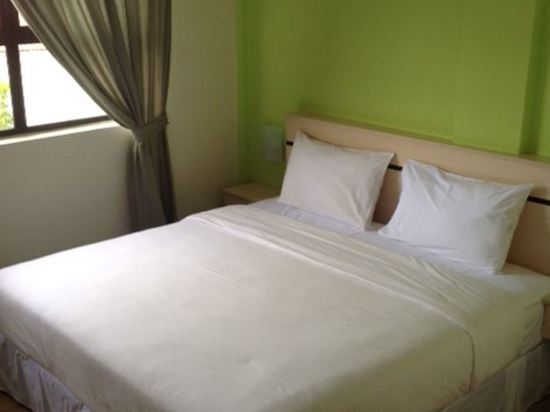 Merlin Hotel