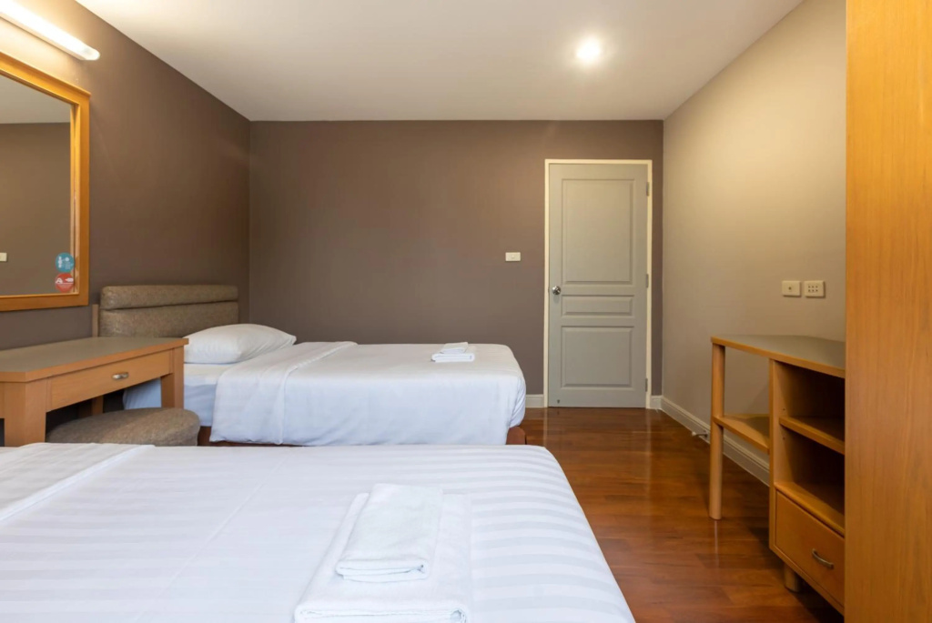 BU Place Hotel — 4