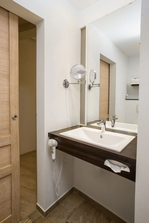 Comfort Double room with balcony (full double bed)