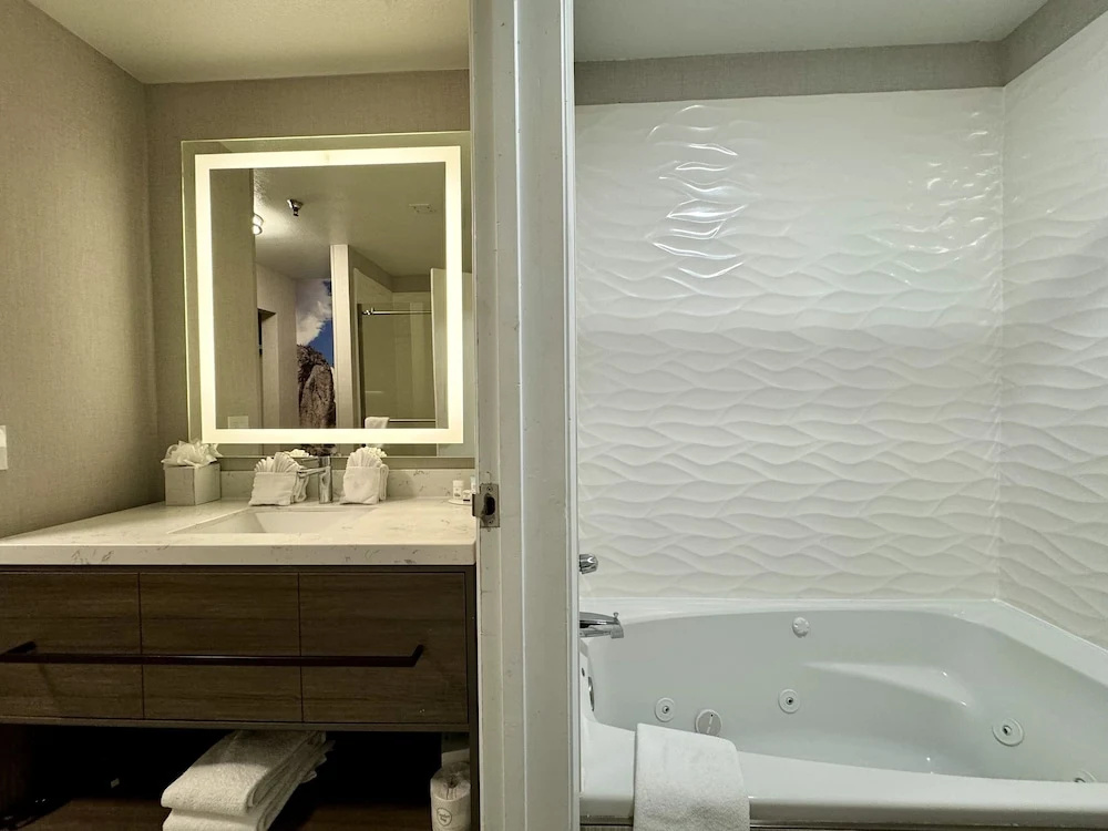 Superior Double room (full double bed)