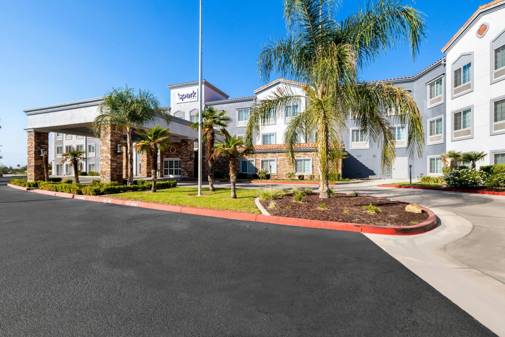 Spark by Hilton Redlands