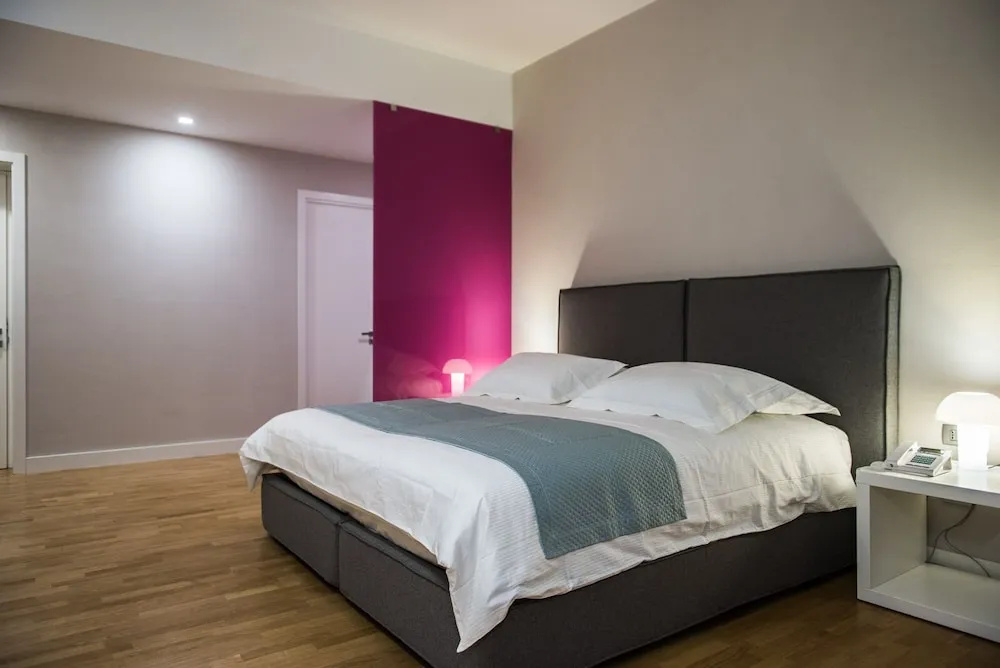 Superior Double room with sea view (full double bed)