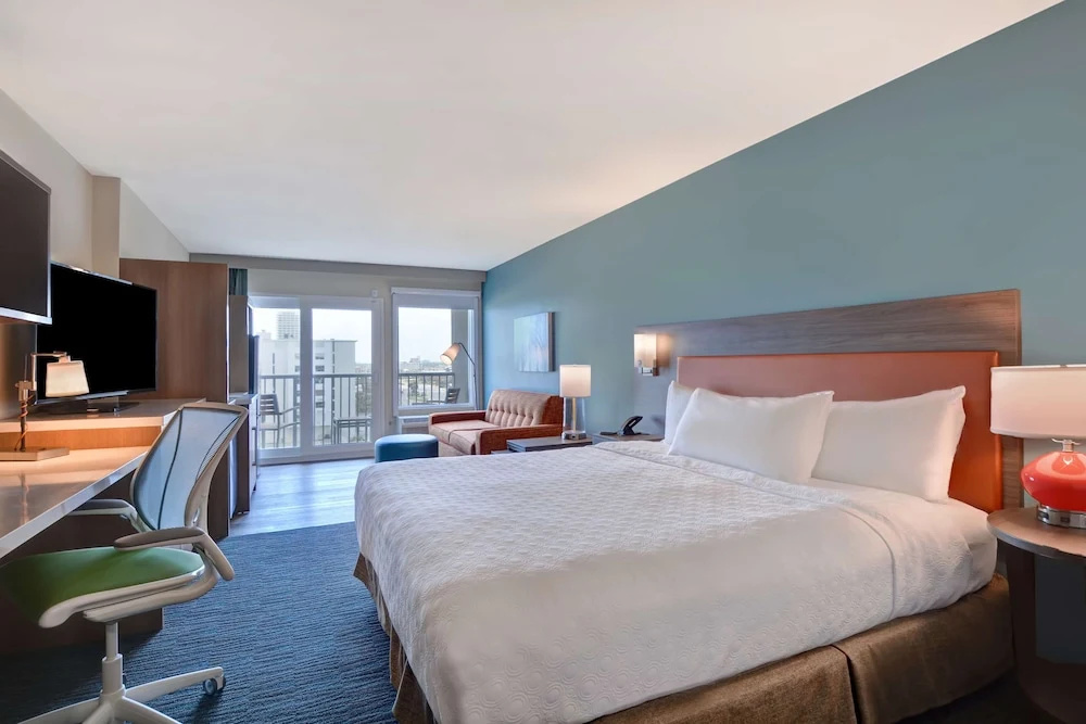 Double Suite with balcony and with view (full double bed)