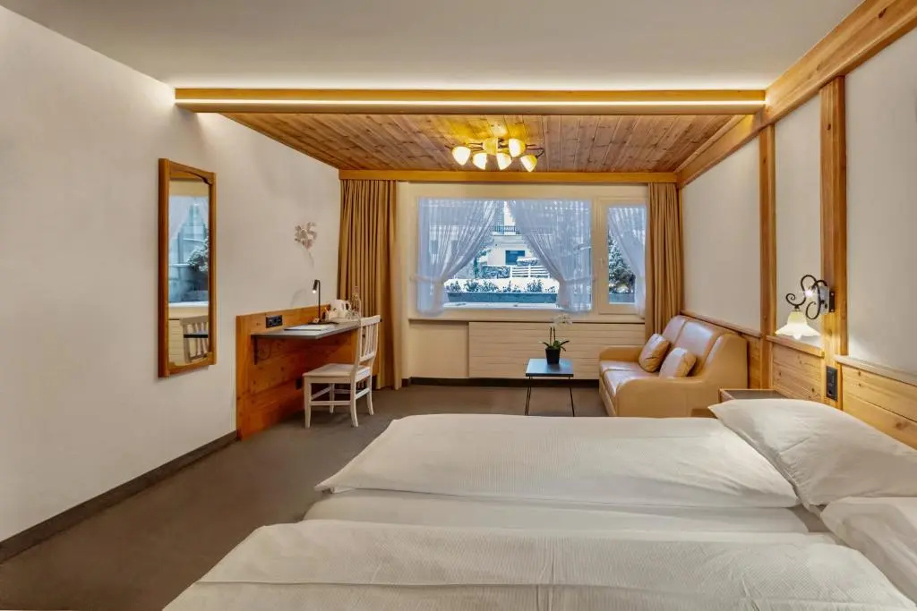 Economy Double room (twin beds)