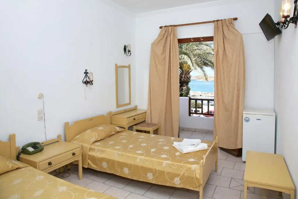 Standard Double room with sea view (twin beds)