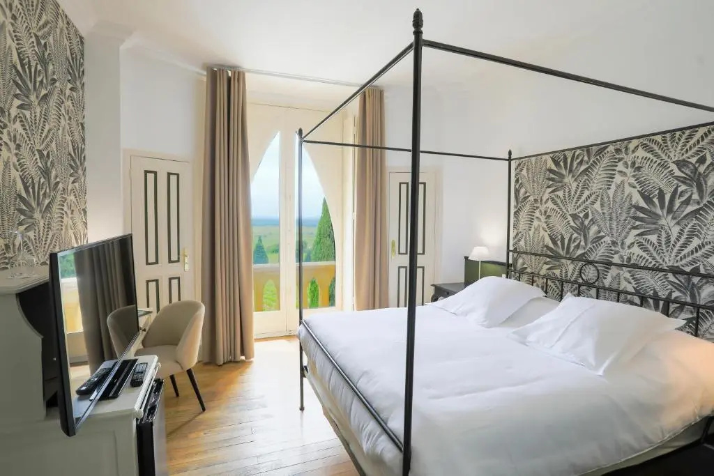 Chateau Des Fines Roches - Chambres