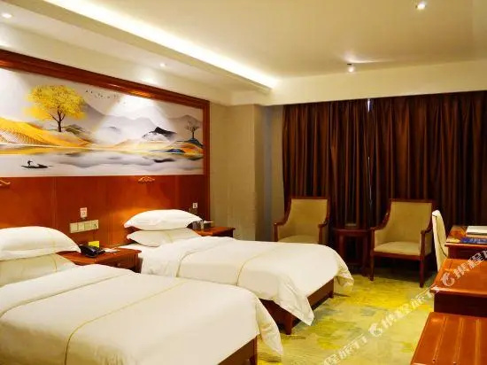 Deluxe Double room (full double bed)