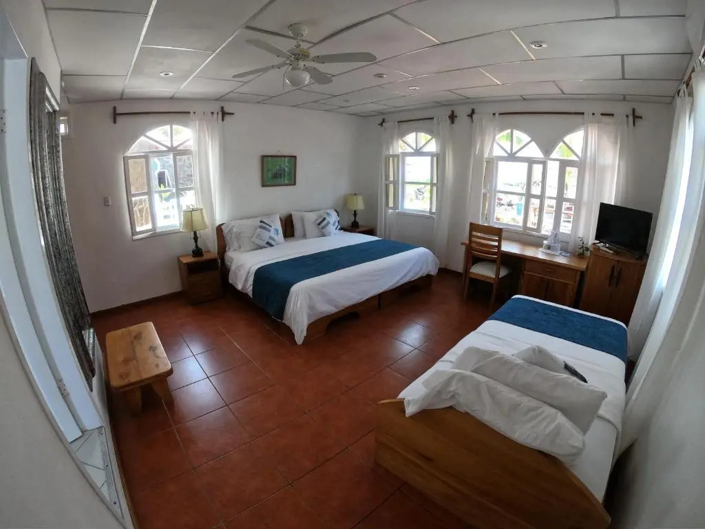Angermeyer Waterfront Inn - Chambres