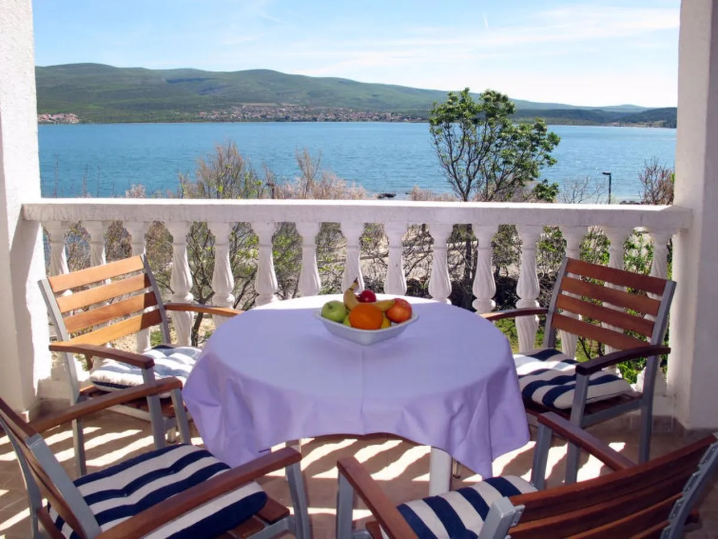 Balcony & Terrace