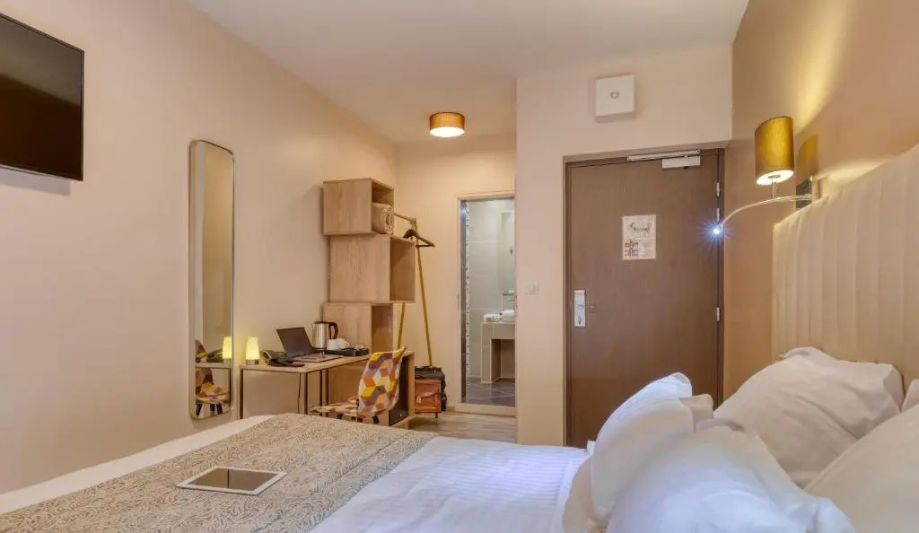 Standard Double room with sea view (full double bed)