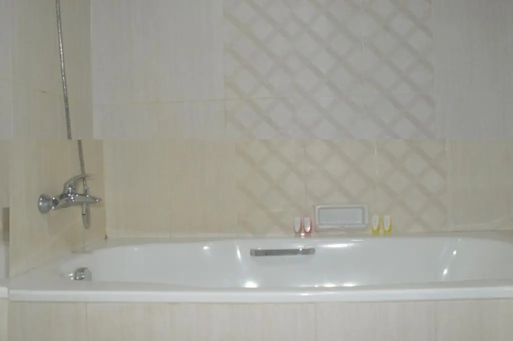 Hotel Mariat Sorong - Général