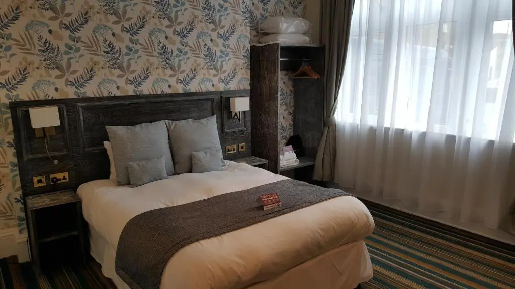 Standard Double room (full double bed)