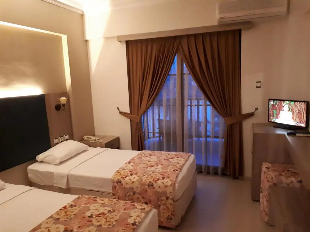 Economy room