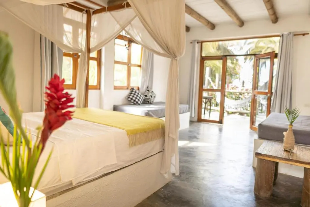 Deluxe Double room with partial sea view (full double bed)