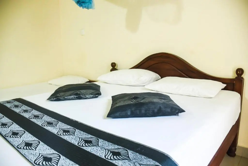 Araliya Blue Beach View Hotel - Chambres