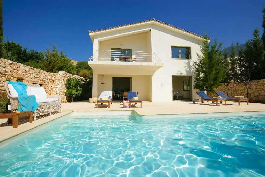 2 Bedrooms Grand Villa