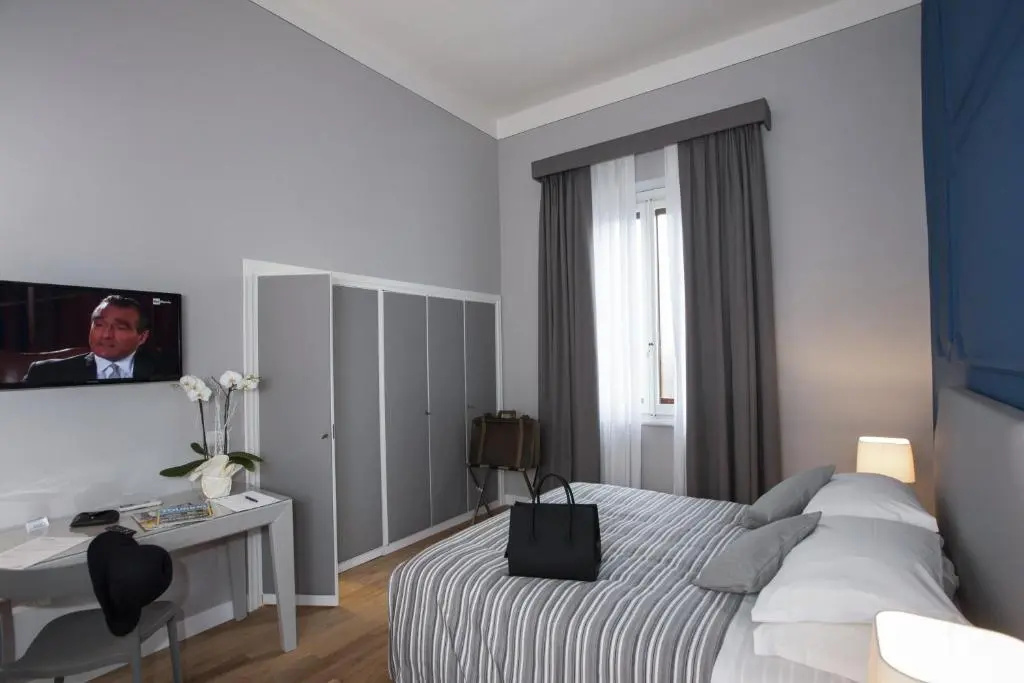 Superior Double room (full double bed)