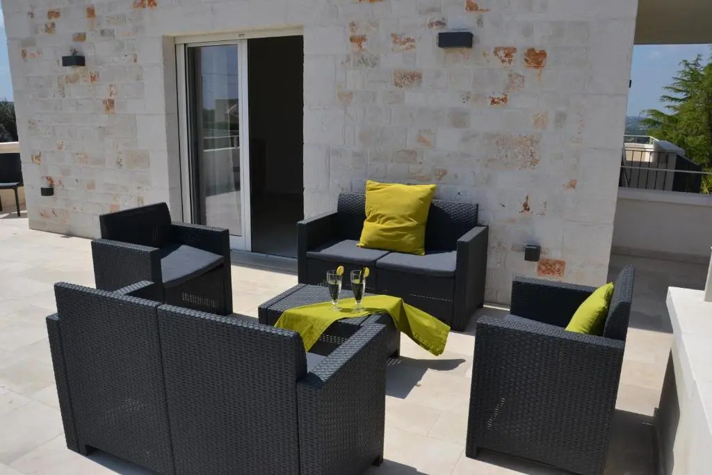 Aurora Apartment - Villaggio di Mary