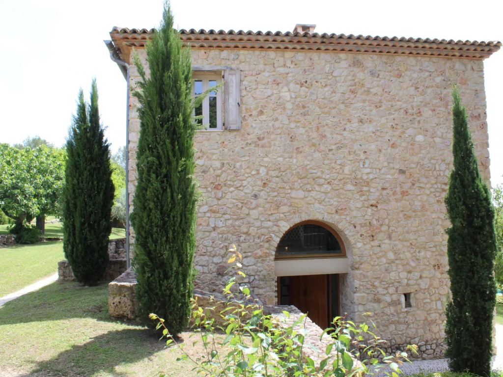 Holiday Home in Bagnols-En-Foret with Pool
