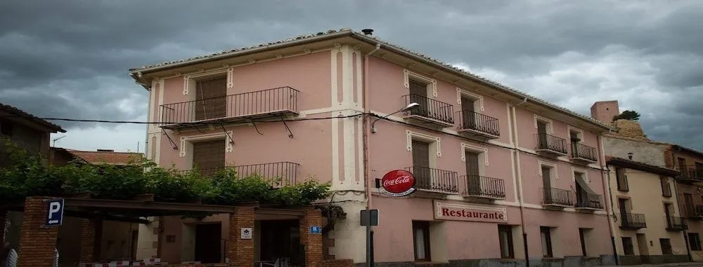 La Antigua Fonda De Villel