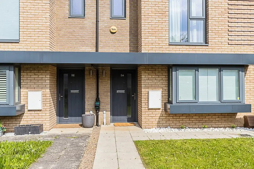 Semi-detached House With Modern Bespoke Interior