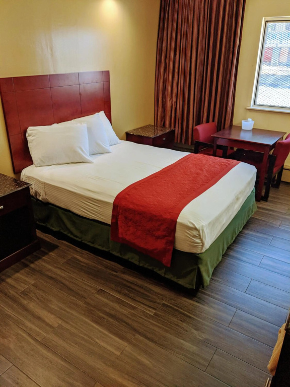 Отель Jets Motor Inn в Нью-Йорке