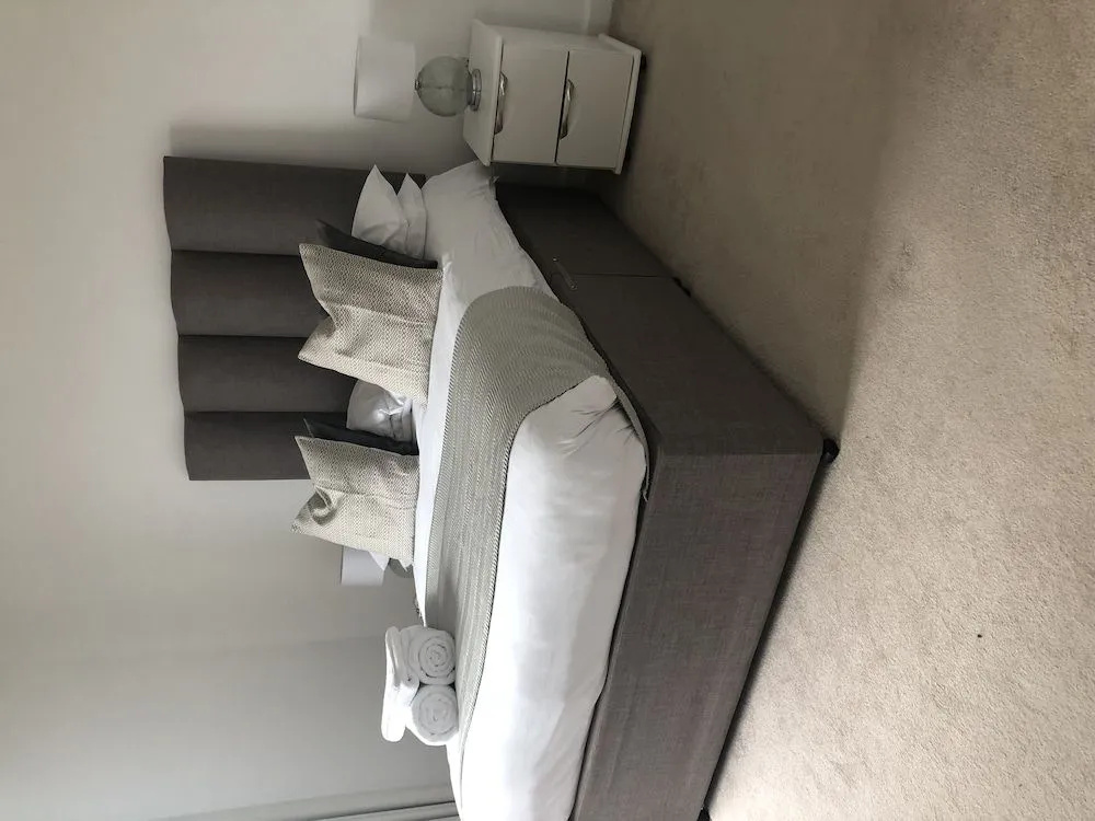 Town Apartment - фото 2