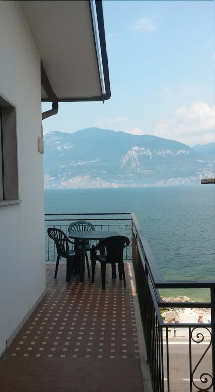 Balcony & Terrace