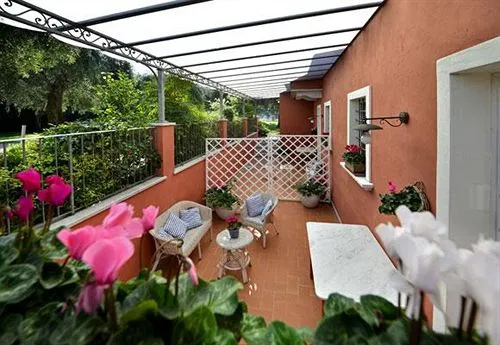 B&B A Case Rosse