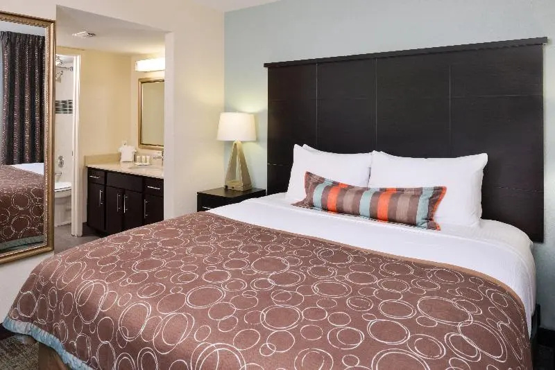 Staybridge Suites Dallas-Addison Hotel - Chambres