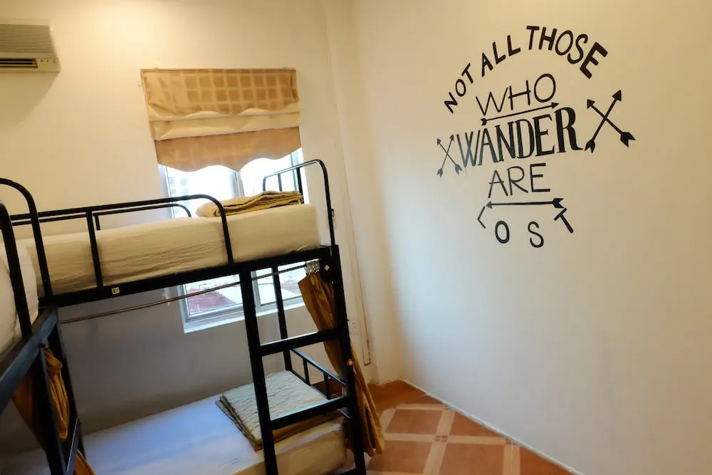 Economy room