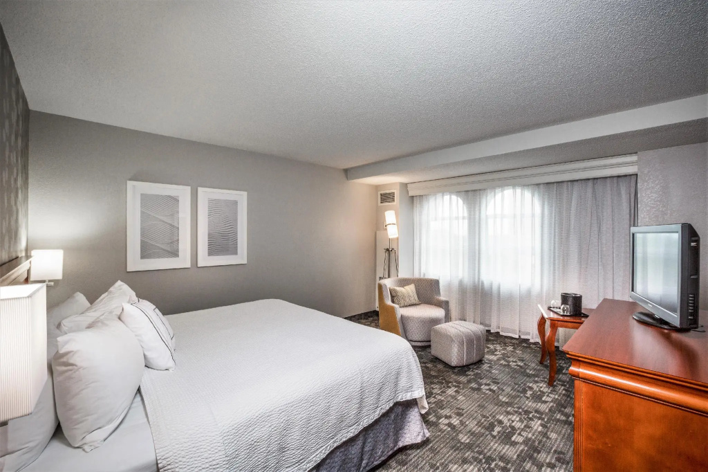 Courtyard by Marriott Norfolk Downtown - Chambres