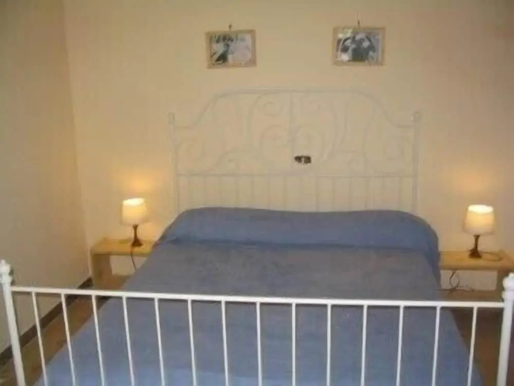 Standard Double room with balcony (full double bed)