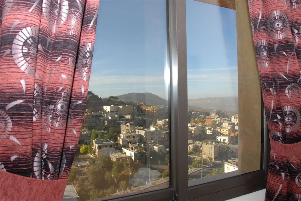 Iris Flower Hotel - фото 8