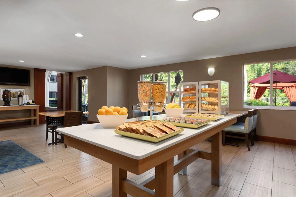 Hawthorn Extended Stay by Wyndham Naples - Général