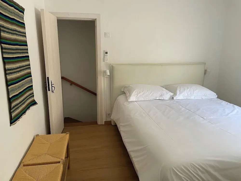 Double Cottage (full double bed)