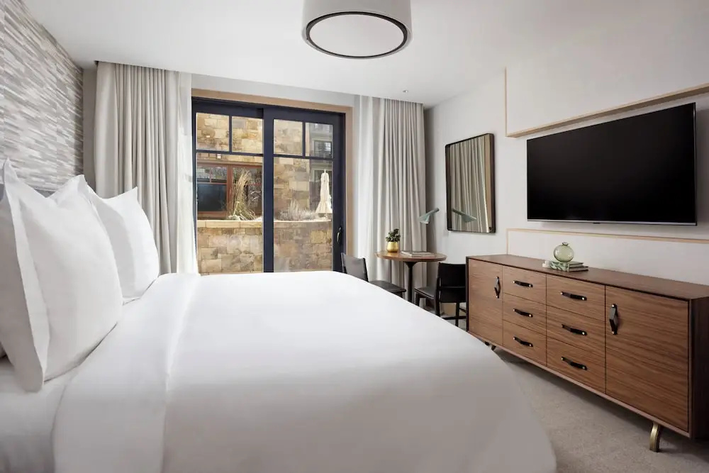 3 Bedrooms Pyramid Suite