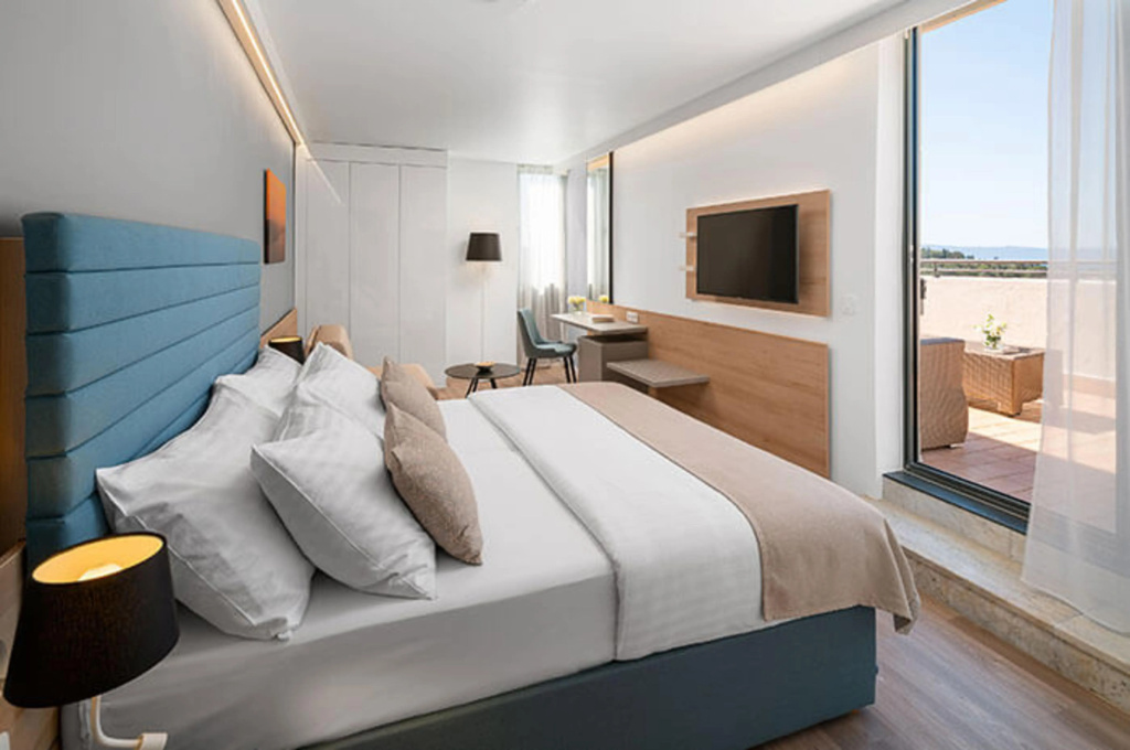 Valamar Meteor Hotel — 4