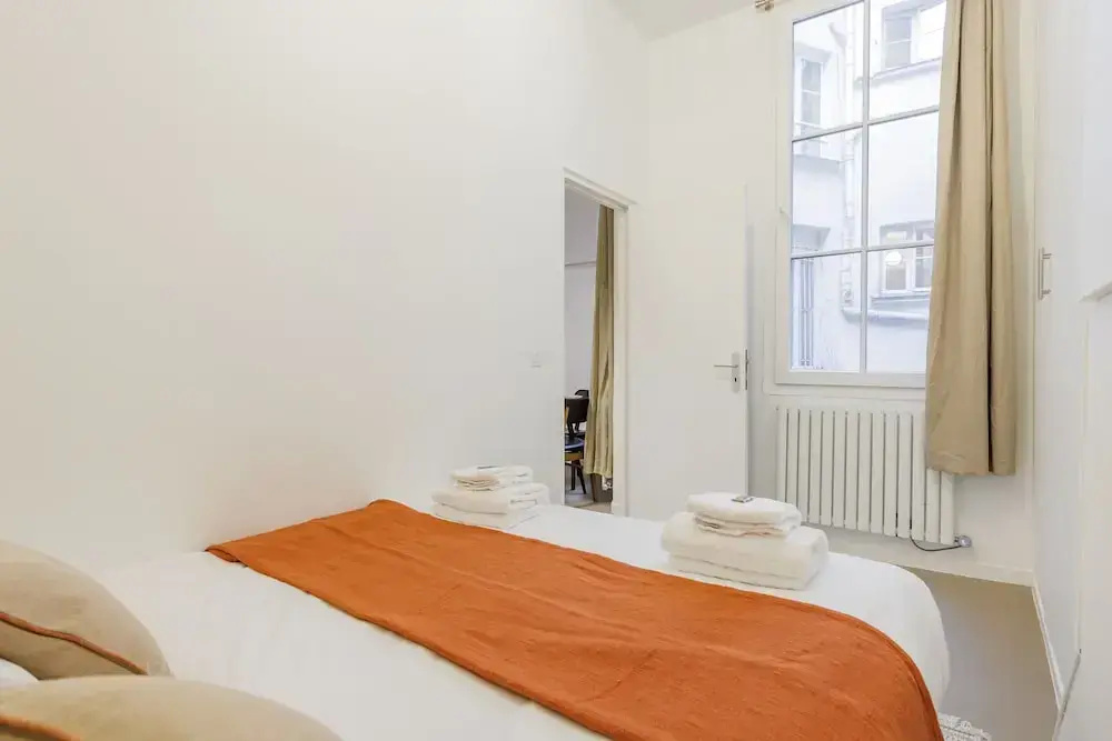 Cosy Apartment -1br/4p - Marais/place des Vosges — фото