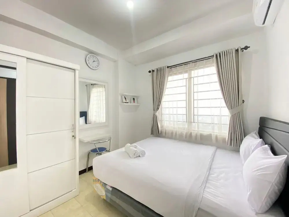 Homey 2Br Furnished Apartment At The Edge Bandung