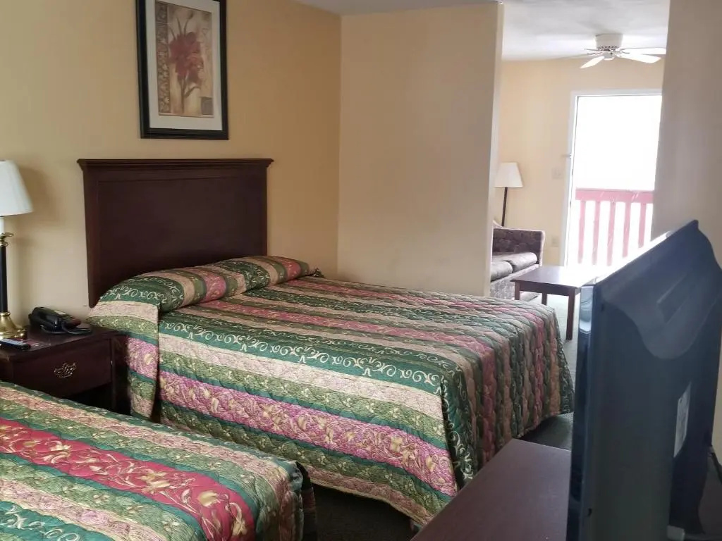 Deluxe Suite