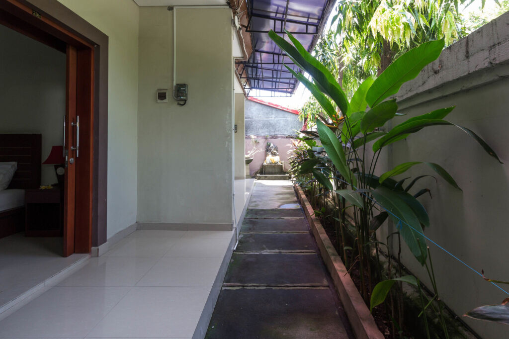 gallery_image_hidden_16