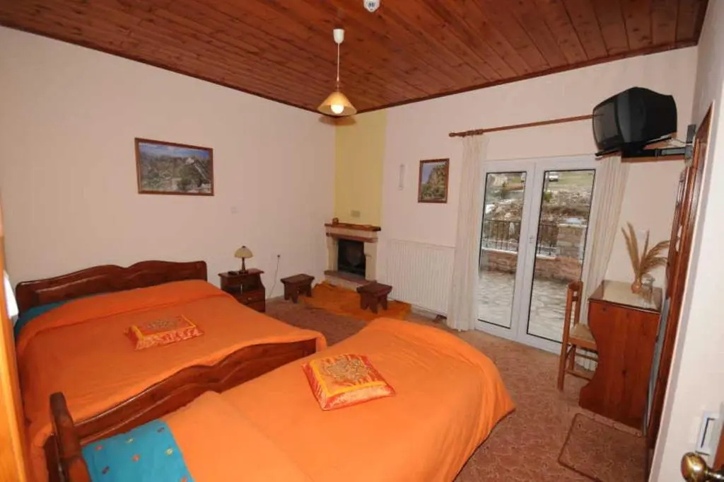 To Aidoni - Chambres
